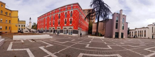 Bledar Feta speaks to Greek radio station 9.84 about the decision of the Albanian government to demolish the historic building of Tirana’s National Theater.