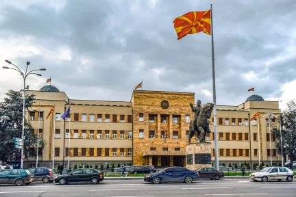 Τι τρέφει τον εθνικισμό στη Βόρεια Μακεδονία – Τριαντάφυλλος Καρατράντος